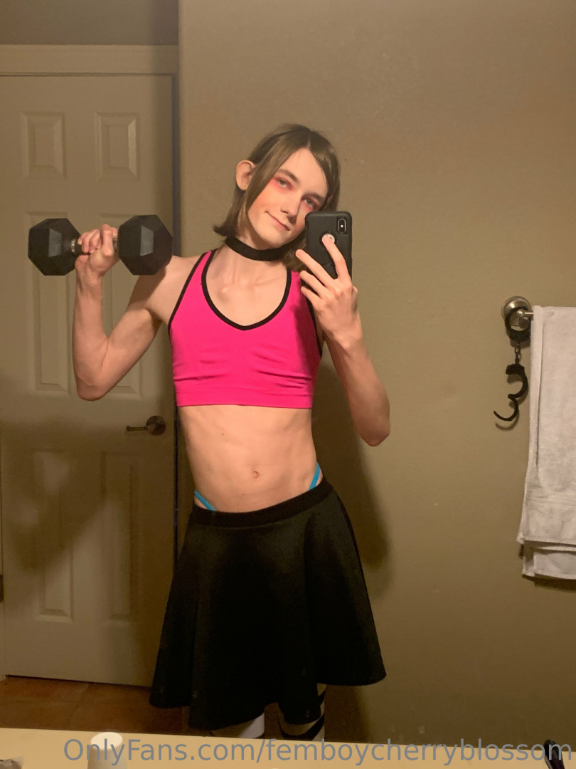 Photo by femboycherryblossom published on July 13,2023 08:23:03 - BestThots