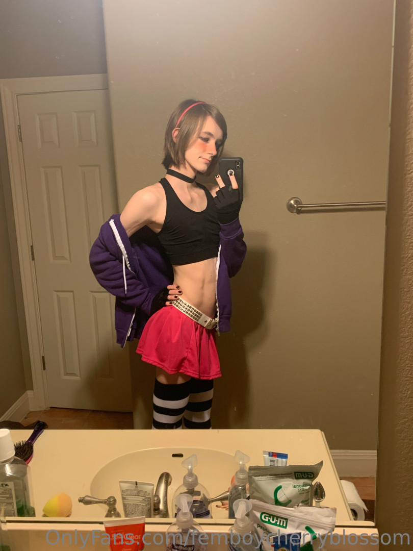 Photo by femboycherryblossom published on January 15,2024 10:30:33 - BestThots