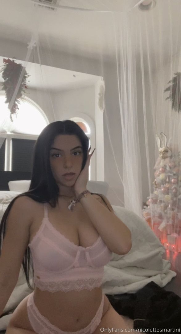 Photo by nicolettesmartini published on May 20,2023 04:07:58 - BestThots