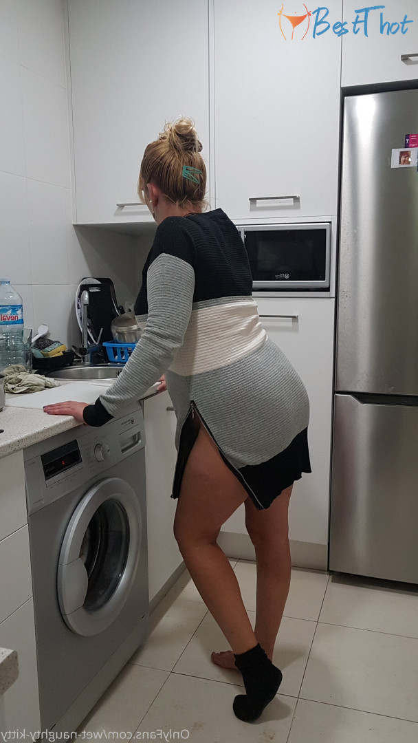 Photo by wet-naughty-kitty published on December 30,2024 19:21:32 - BestThots
