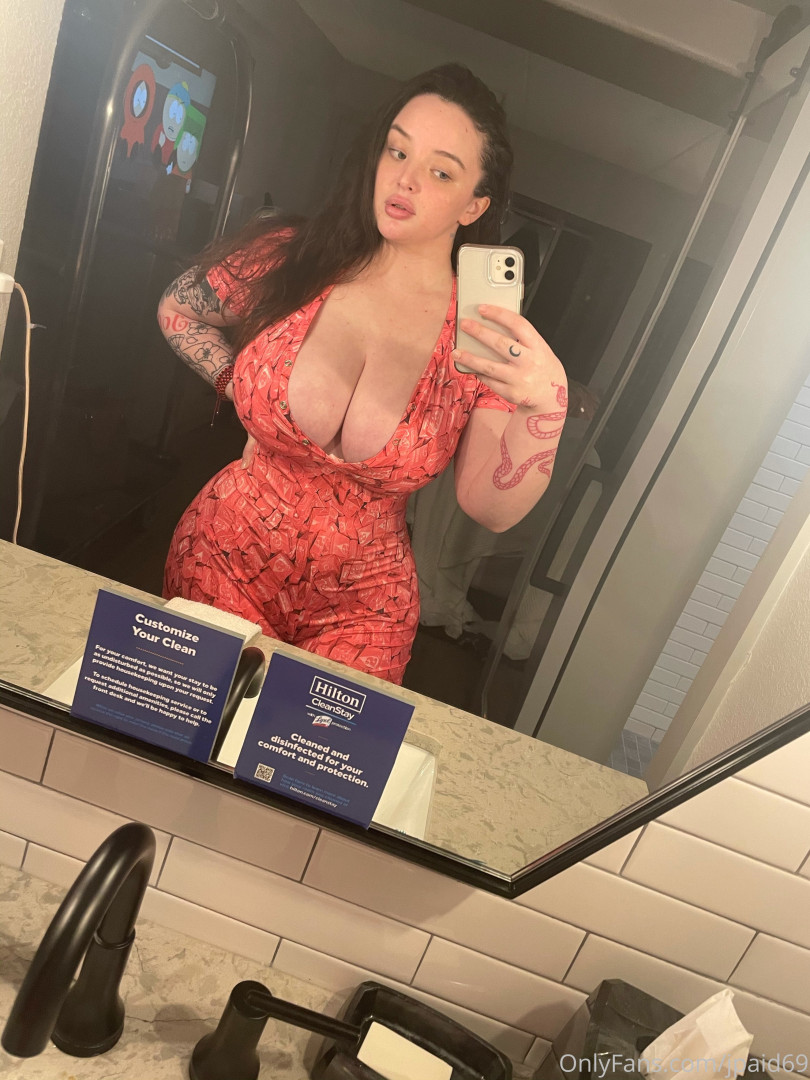 Photo by alexawoods69 published on October 16,2023 19:26:35 - BestThots