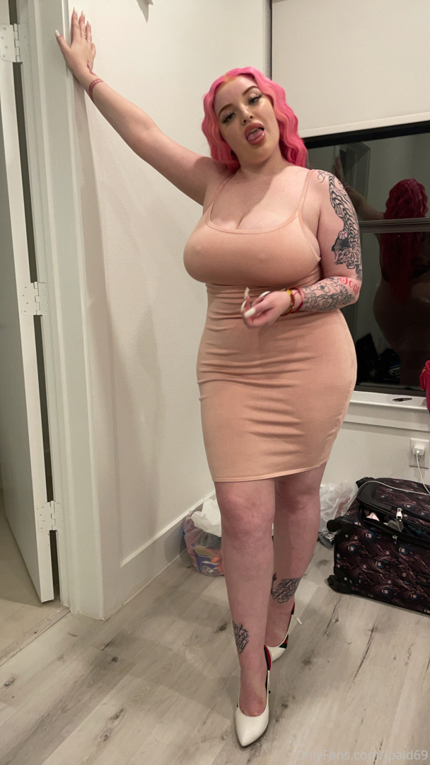 Photo by alexawoods69 published on October 16,2023 19:31:14 - BestThots