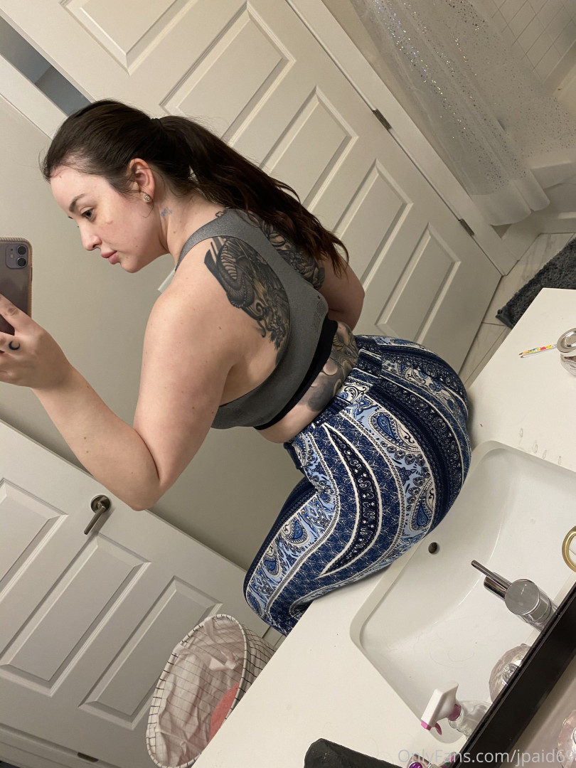 Photo by alexawoods69 published on October 16,2023 19:31:57 - BestThots