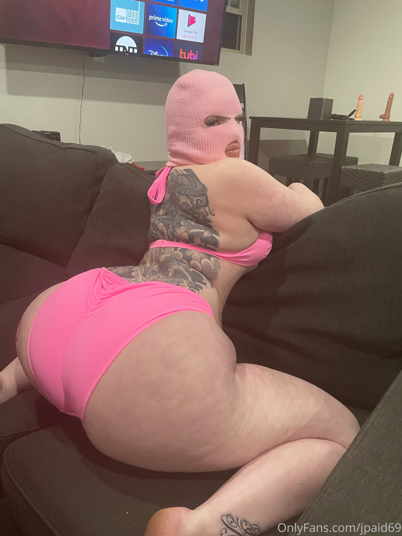 Photo by alexawoods69 published on October 16,2023 19:33:37 - BestThots