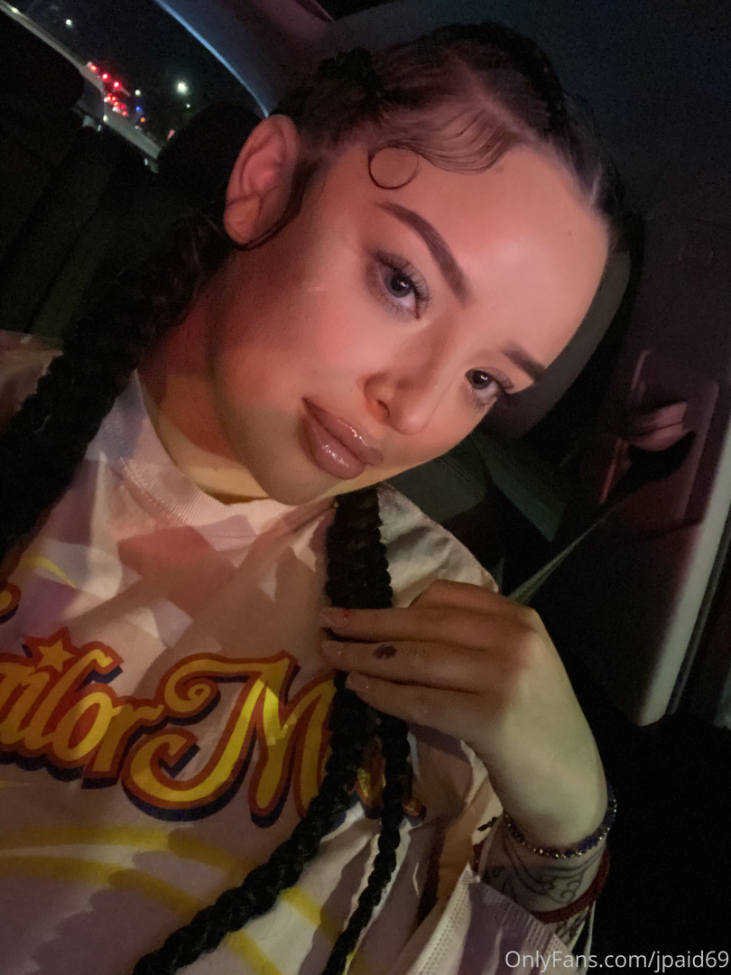 Photo by alexawoods69 published on October 16,2023 19:57:16 - BestThots