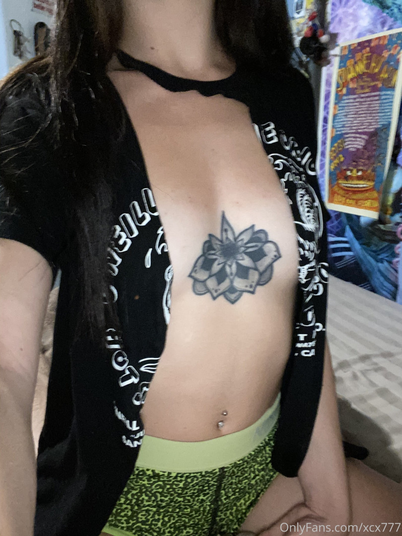 Photo by xcx777 published on May 15,2023 23:24:06 - BestThots