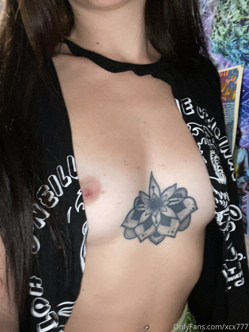 Photo by xcx777 published on May 15,2023 23:26:24 - BestThots