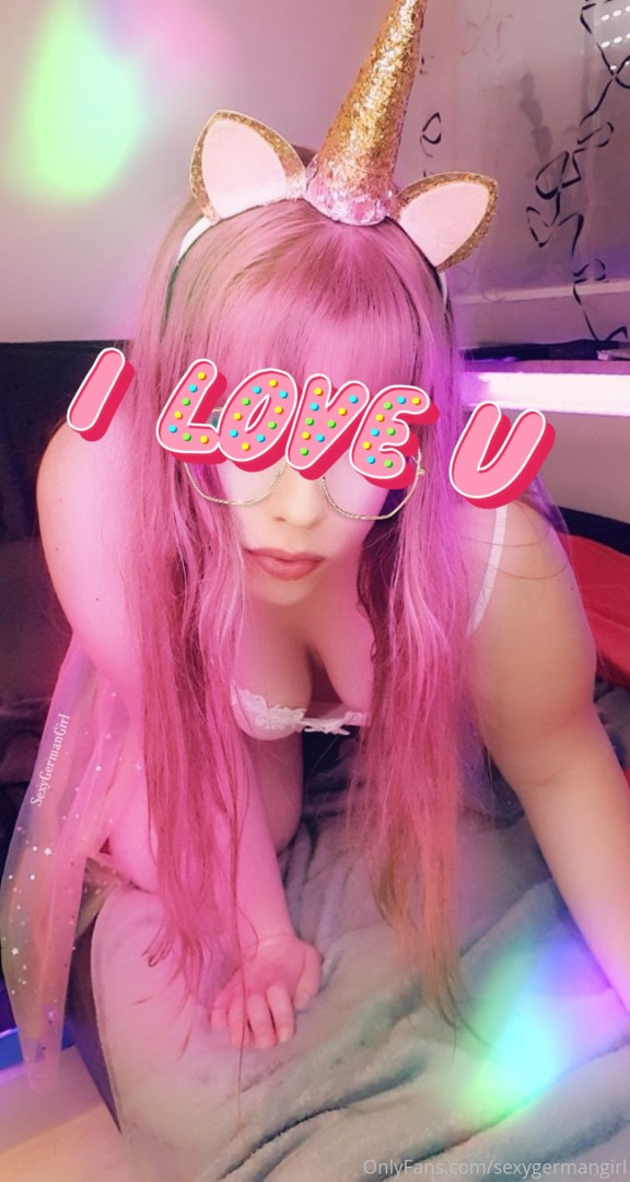 Photo by sexygermangirl published on May 18,2023 04:43:55 - BestThots