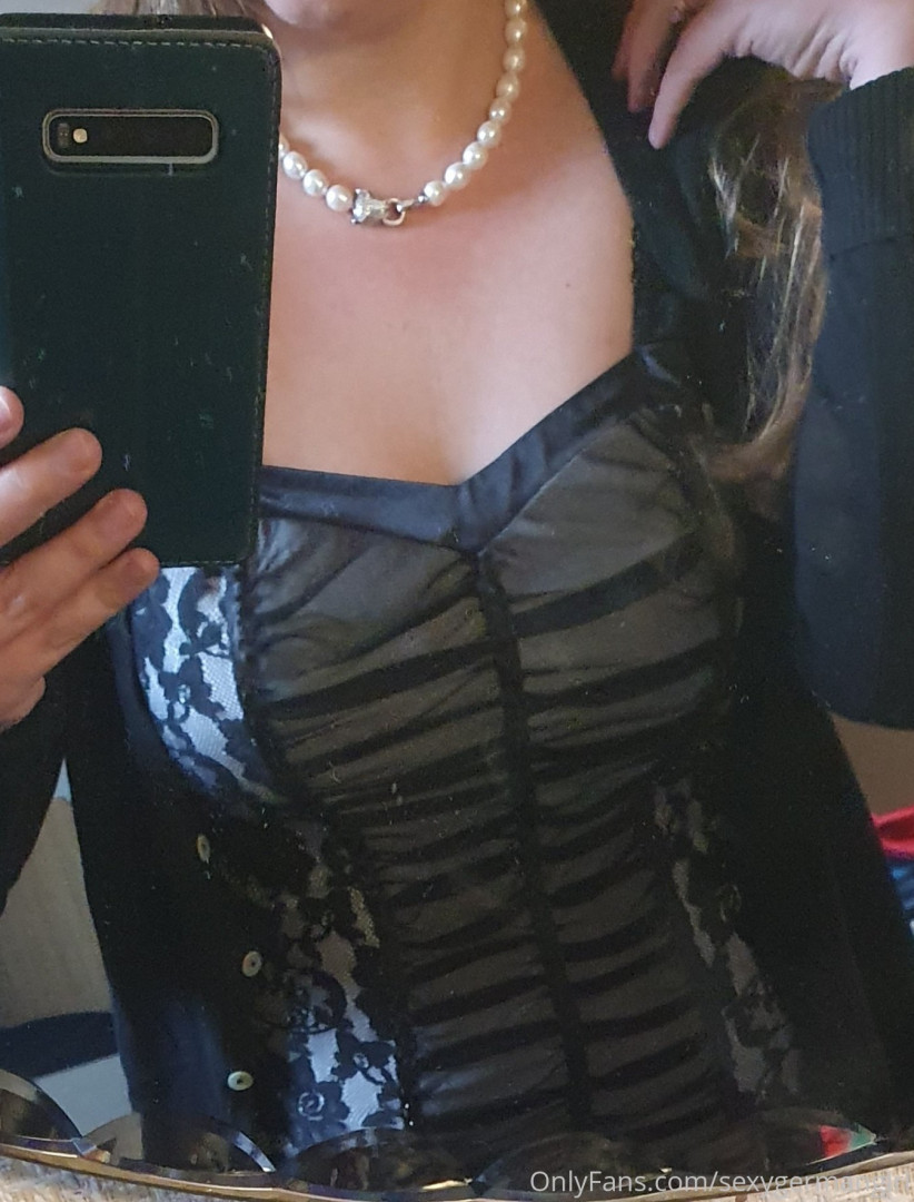 Photo by sexygermangirl published on May 18,2023 04:48:31 - BestThots