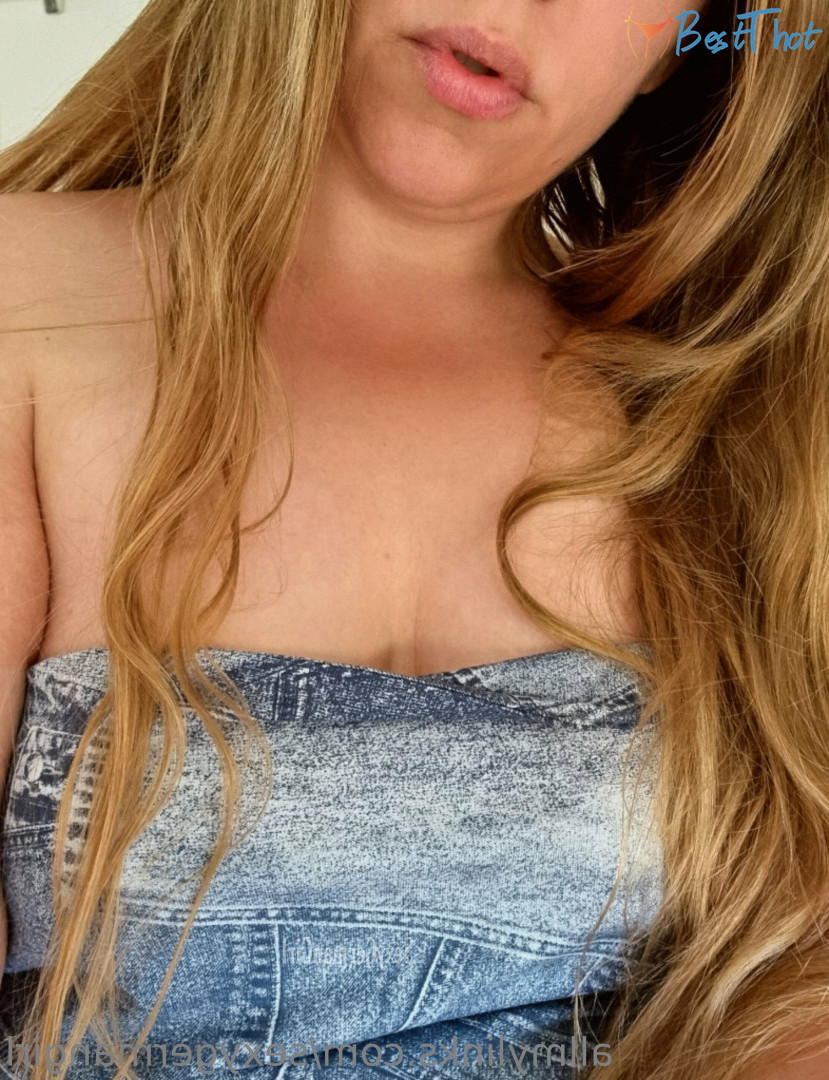 Photo by sexygermangirl published on January 3,2025 10:19:54 - BestThots