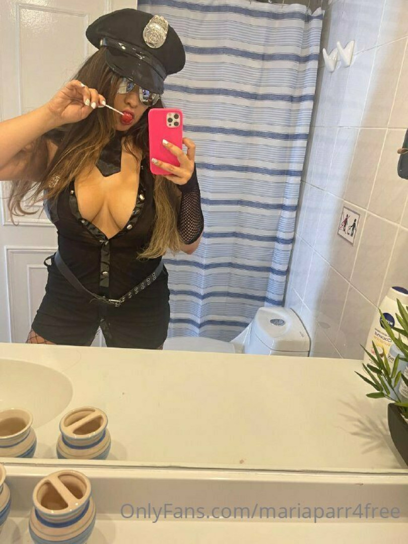 Photo by mariaparr4free published on October 16,2023 19:21:20 - BestThots