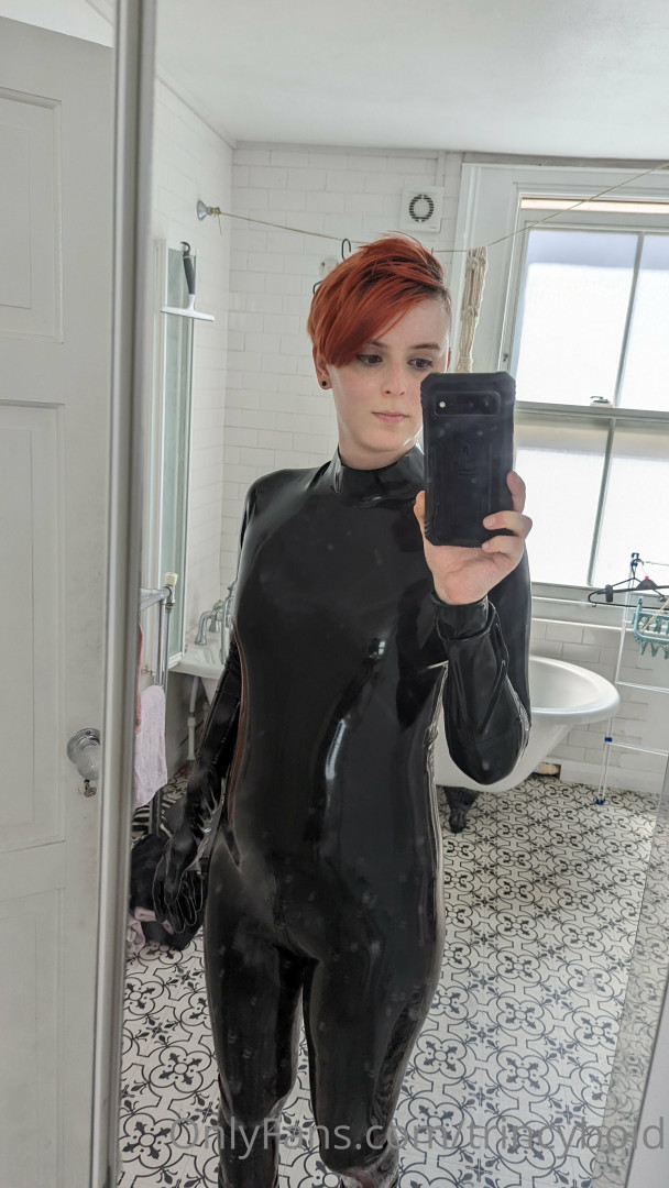 Photo by trincyboid published on June 24,2023 17:11:16 - BestThots