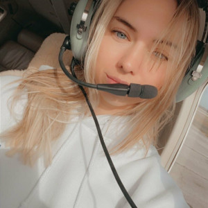 becca_aviatrix #2093840