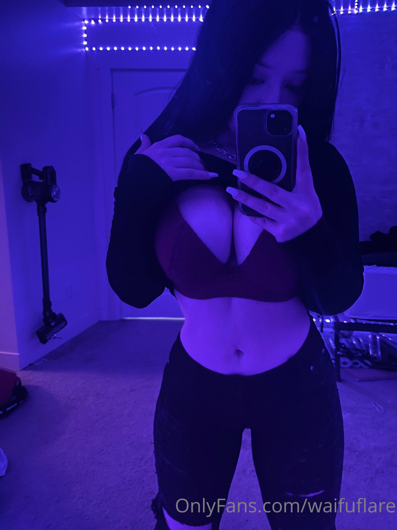 Photo by waifuflare published on May 16,2023 02:14:06 - BestThots