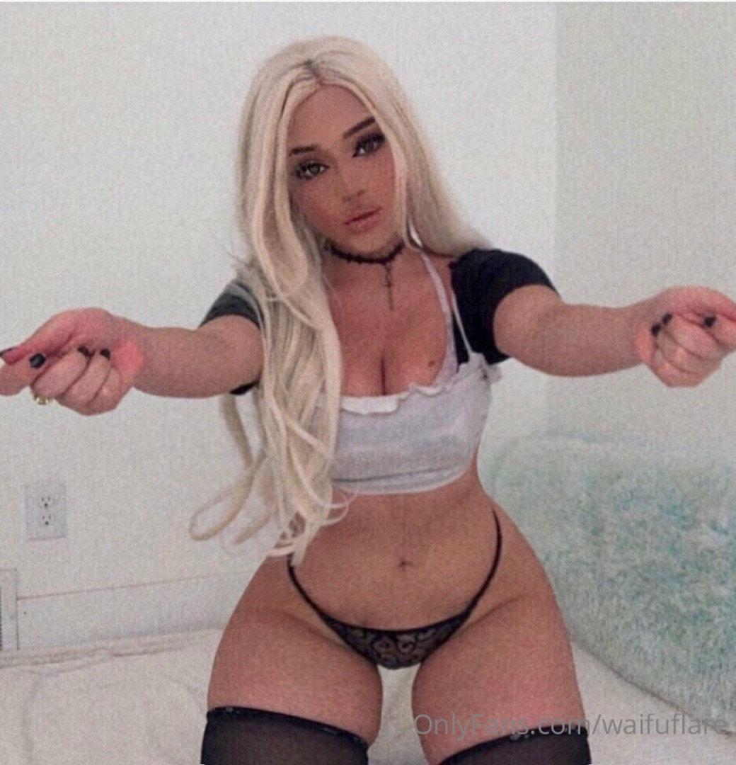 Photo by waifuflare published on May 16,2023 02:15:28 - BestThots