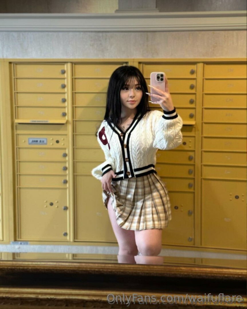 Photo by waifuflare published on May 16,2023 02:15:35 - BestThots