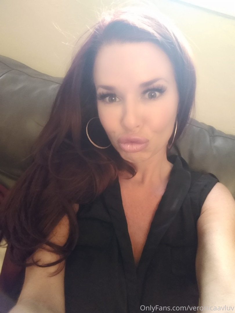 Photo by veronicaavluv published on July 1,2023 07:50:10 - BestThots