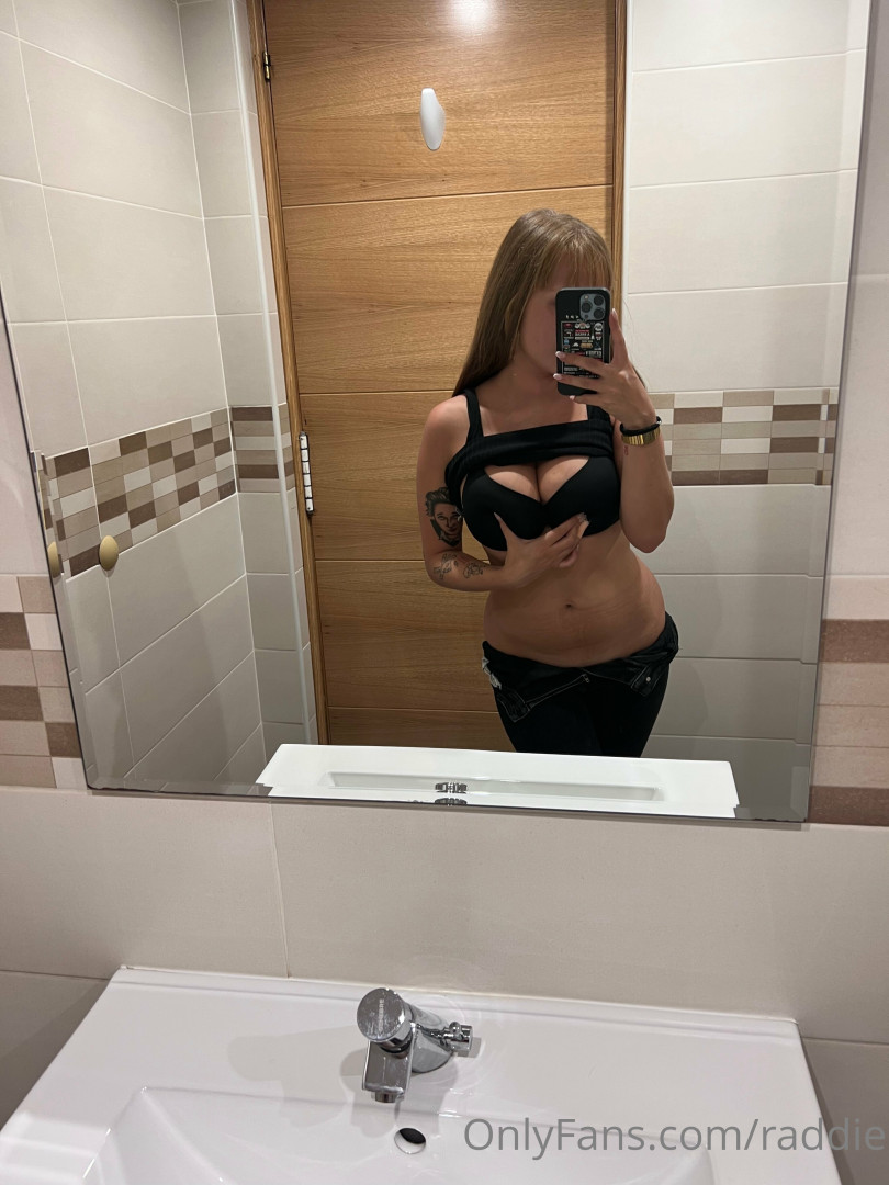 Photo by raddie published on July 25,2023 06:09:43 - BestThots