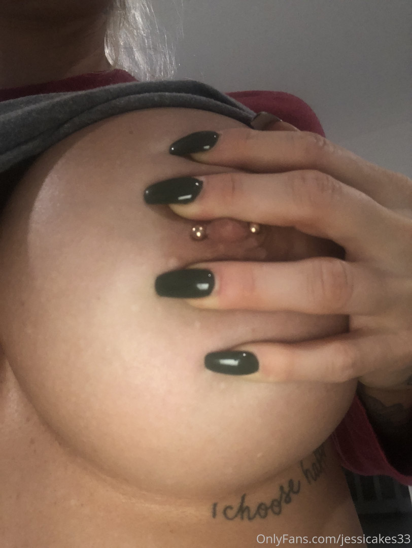 Photo by jessicakes33 published on August 30,2023 15:07:07 - BestThots