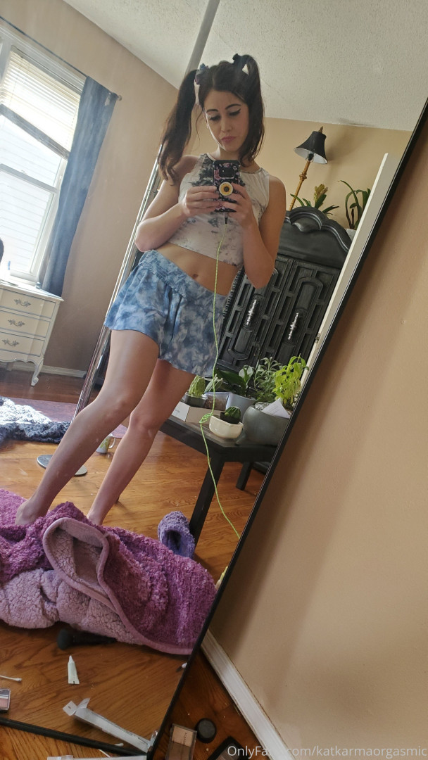 Photo by katkarmaorgasmic published on August 5,2023 23:53:56 - BestThots