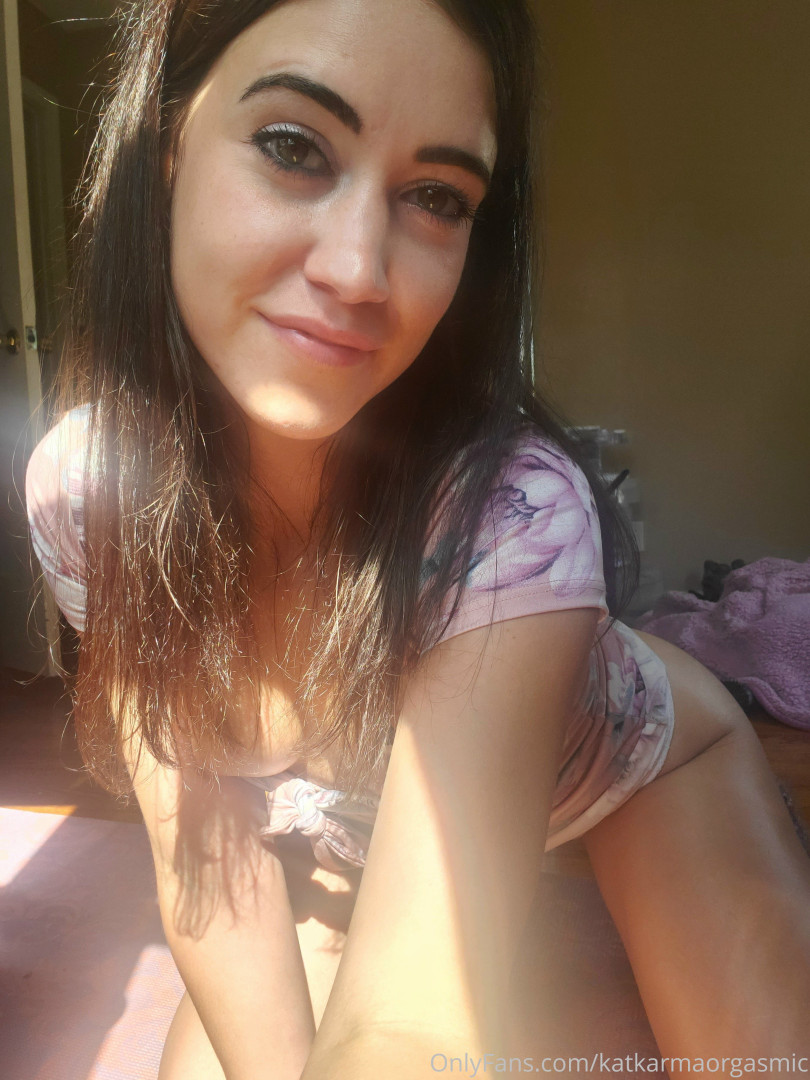 Photo by katkarmaorgasmic published on August 6,2023 00:06:40 - BestThots