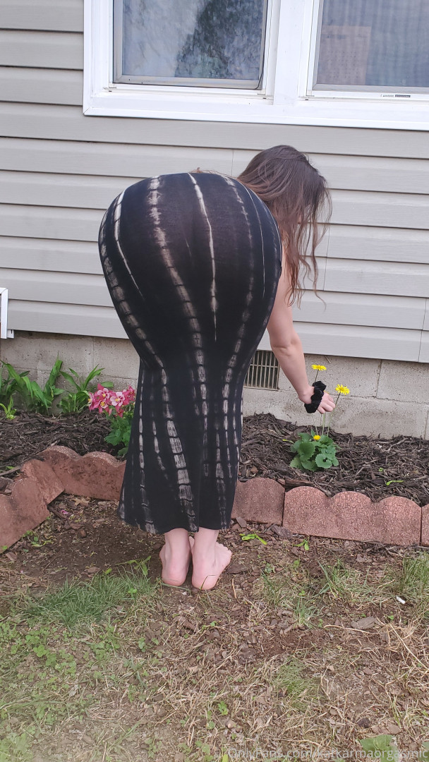 Photo by katkarmaorgasmic published on August 6,2023 00:32:48 - BestThots