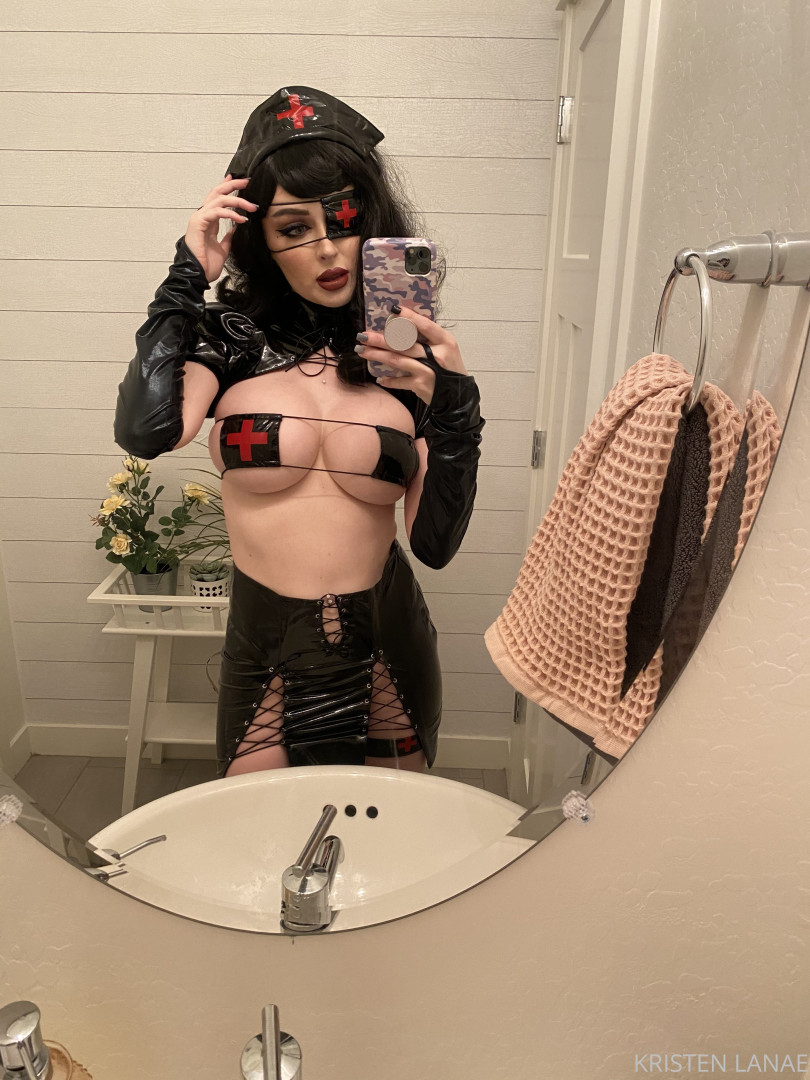 Photo by kristenlanae published on October 16,2023 18:18:40 - BestThots