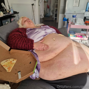 doughbellygirl #2966471