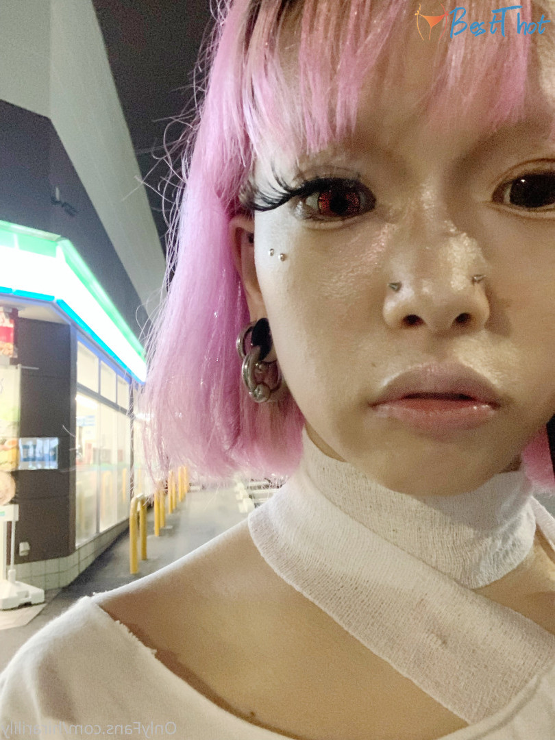 Photo by hirarilily published on December 22,2024 15:08:37 - BestThots