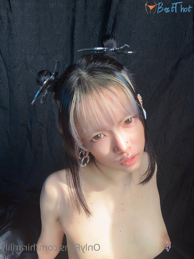 Photo by hirarilily published on December 22,2024 15:09:14 - BestThots