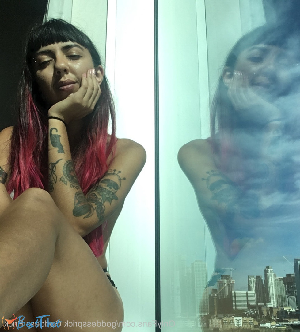 Photo by goddessprick published on December 18,2024 14:07:36 - BestThots