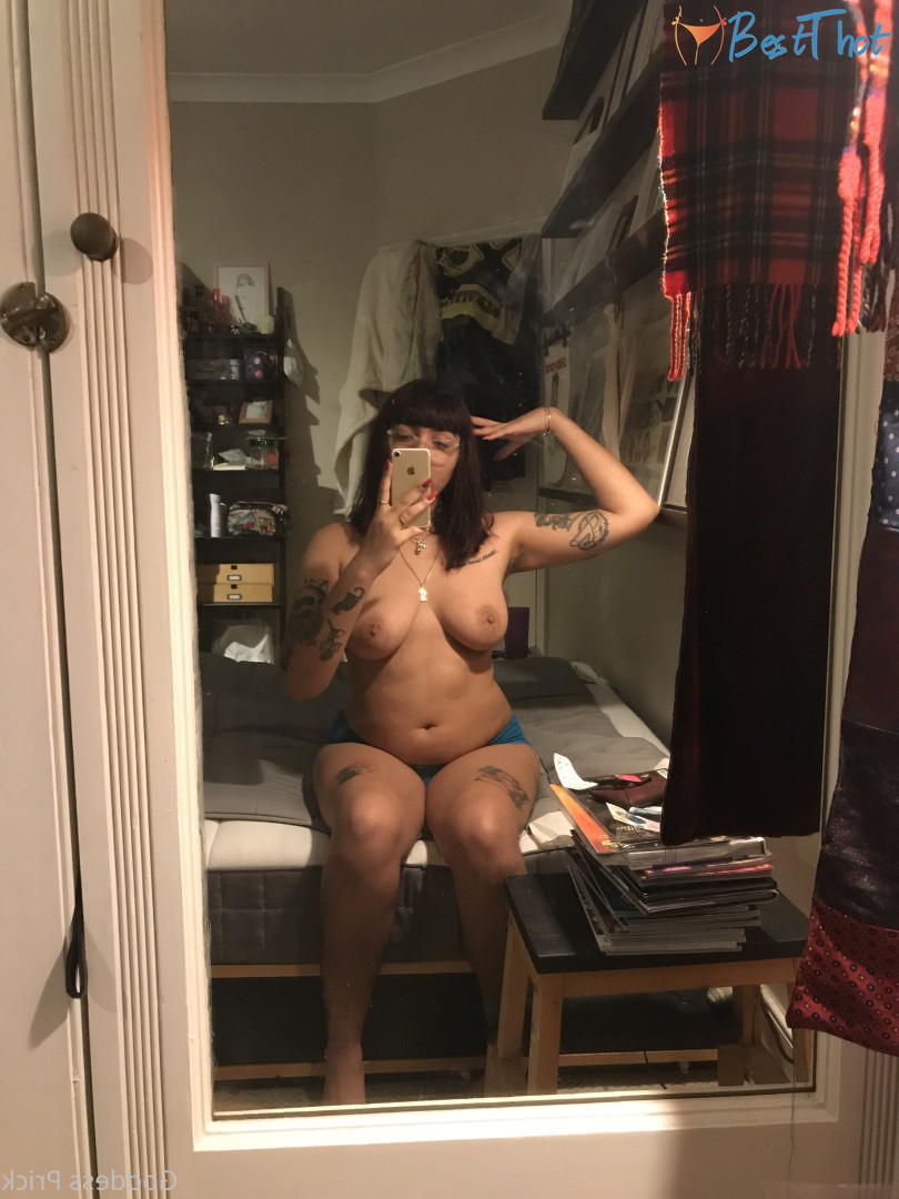 Photo by goddessprick published on December 18,2024 15:05:15 - BestThots