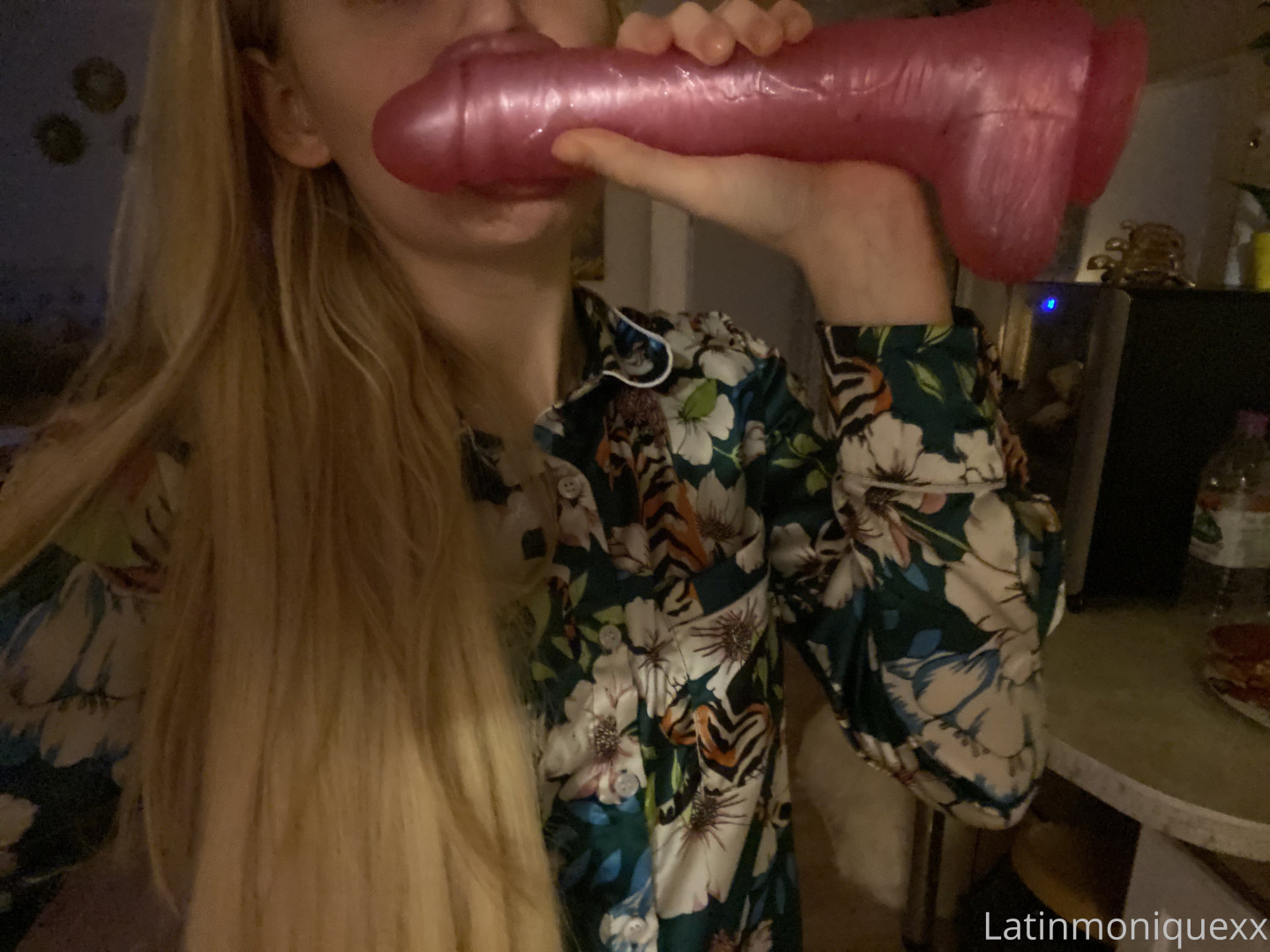 Photo by latinmoniquexx published on October 15,2023 23:53:46 - BestThots