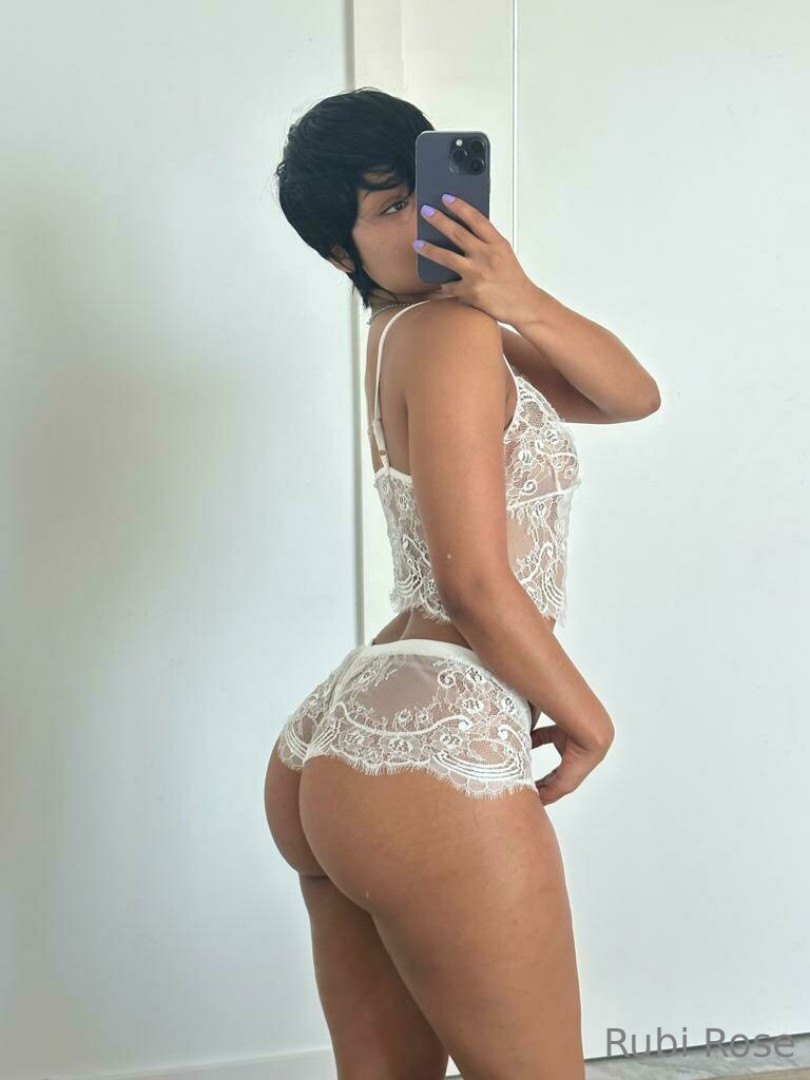 Photo by rubixrose published on July 4,2023 15:26:22 - BestThots