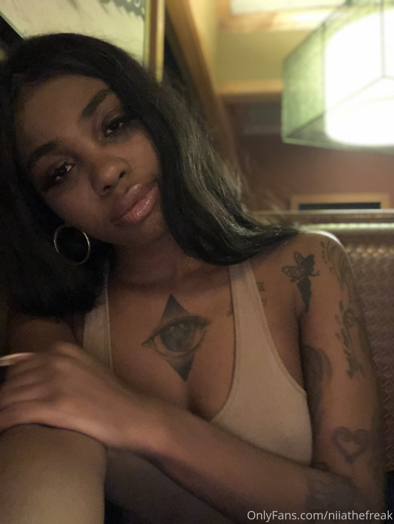 Photo by niiathefreak published on July 6,2023 03:28:54 - BestThots