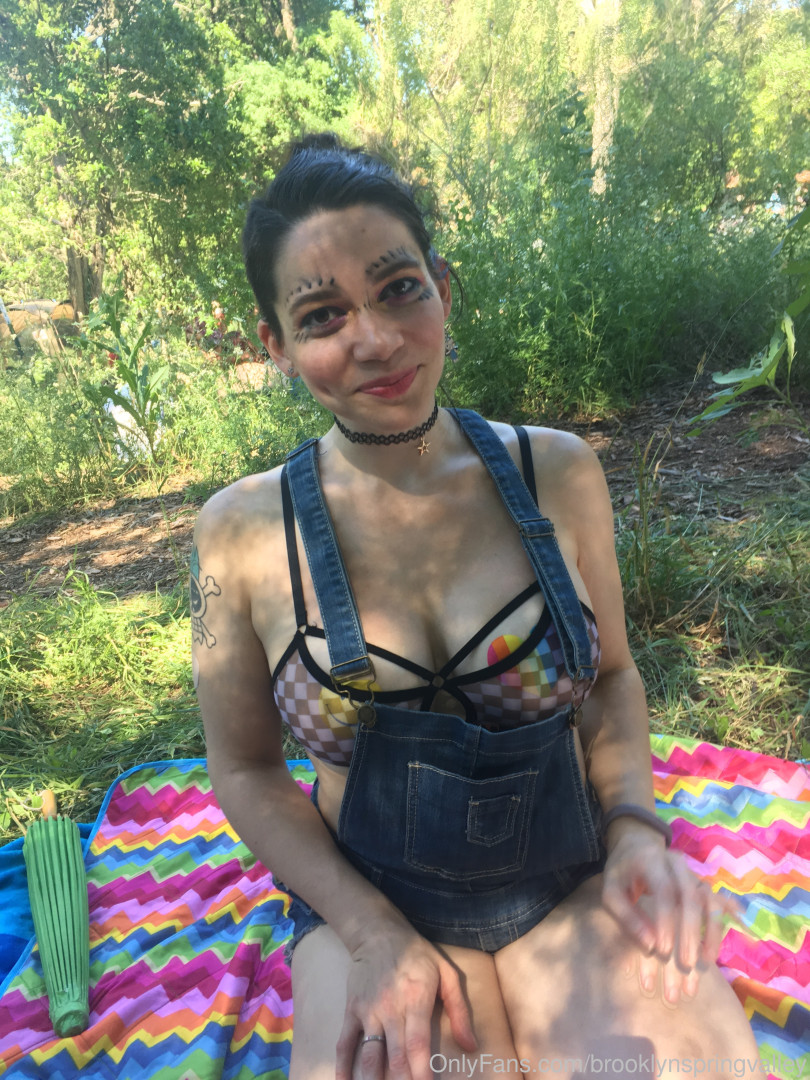 Photo by brooklynspringvalley published on October 17,2023 04:00:31 - BestThots