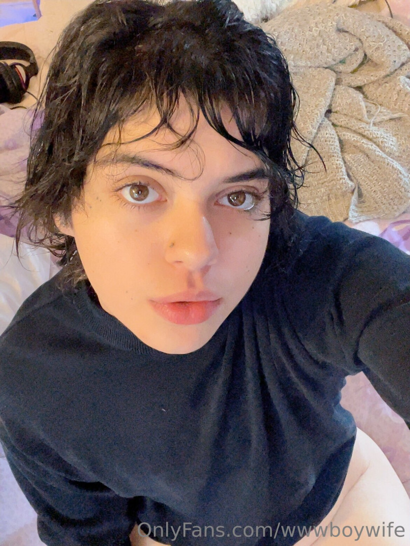 Photo by wwwboywife published on May 15,2023 23:43:23 - BestThots