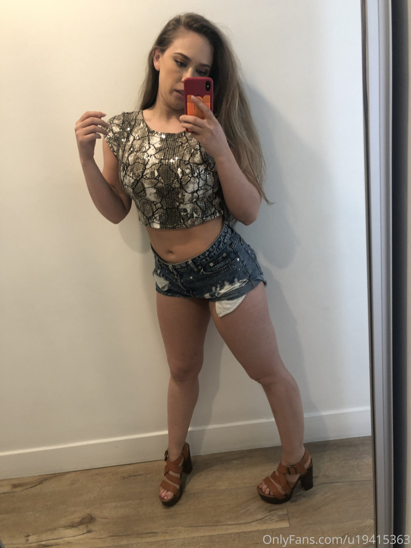 Photo by kagneylinn published on October 15,2023 22:43:49 - BestThots