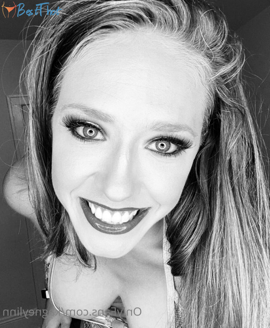 Photo by kagneylinn published on December 12,2024 10:00:41 - BestThots