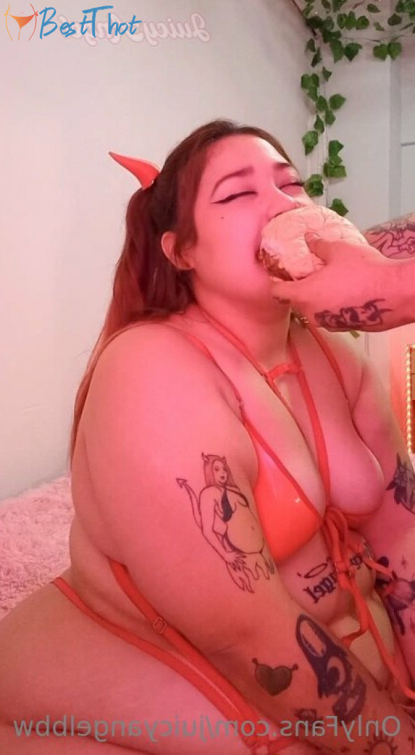 Photo by juicyangelbbw published on December 12,2024 09:47:29 - BestThots