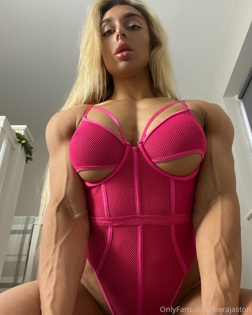 Photo by themusclebarbie published on July 2,2023 07:24:39 - BestThots