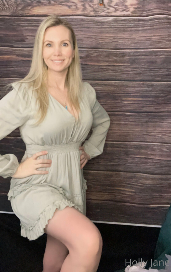 Photo by hollyjaneloves69 published on October 16,2023 17:35:35 - BestThots