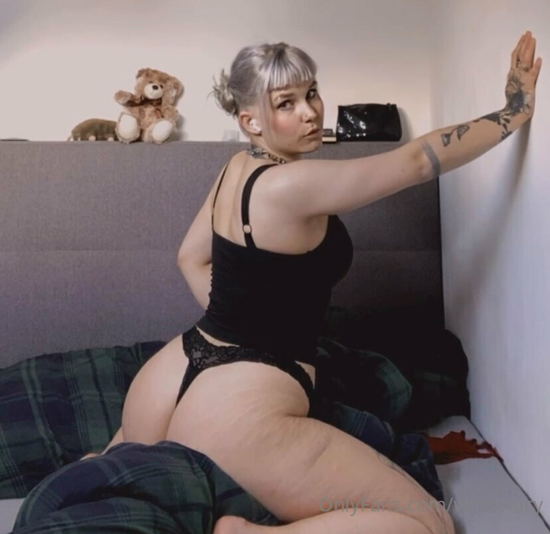 Photo by juicyjane12 published on June 2,2023 07:13:02 - BestThots