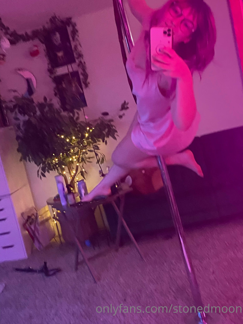 Photo by stonedmoon published on October 11,2023 03:30:07 - BestThots