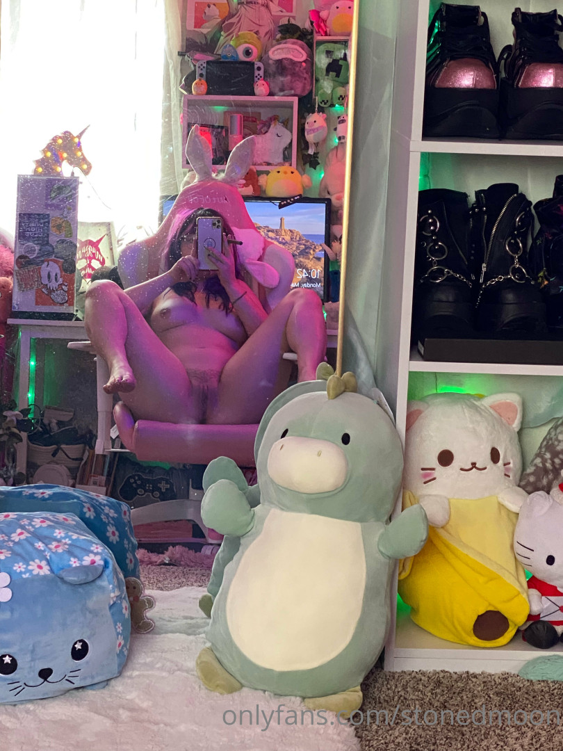 Photo by stonedmoon published on October 11,2023 09:45:38 - BestThots