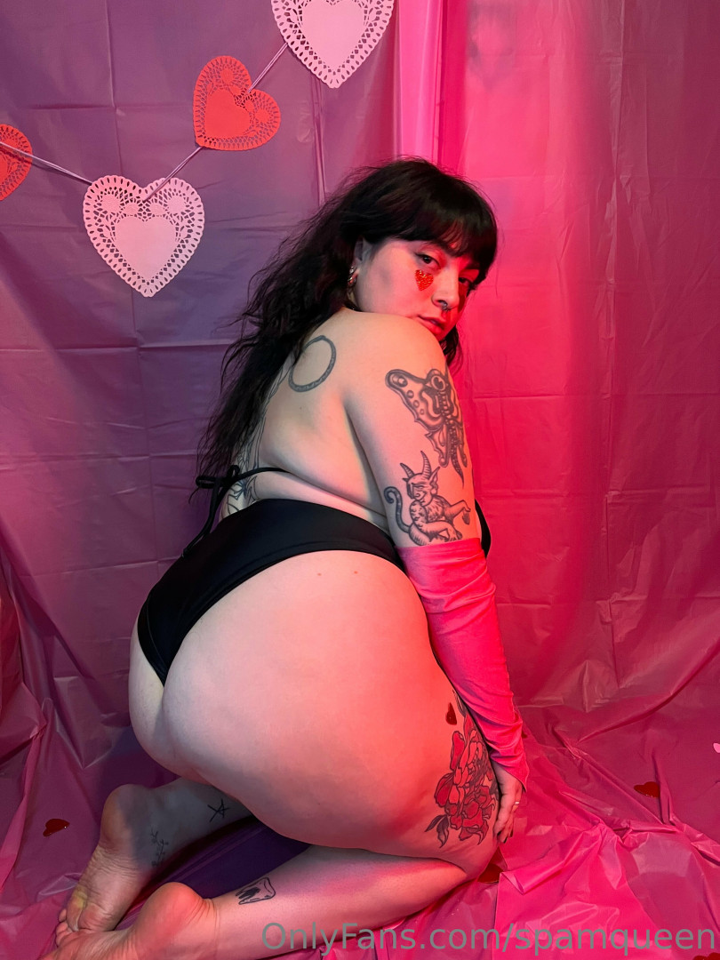 Photo by spamqueen published on May 17,2023 17:32:17 - BestThots