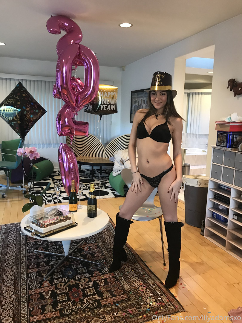Photo by lilyadamsxo published on June 7,2023 20:40:58 - BestThots