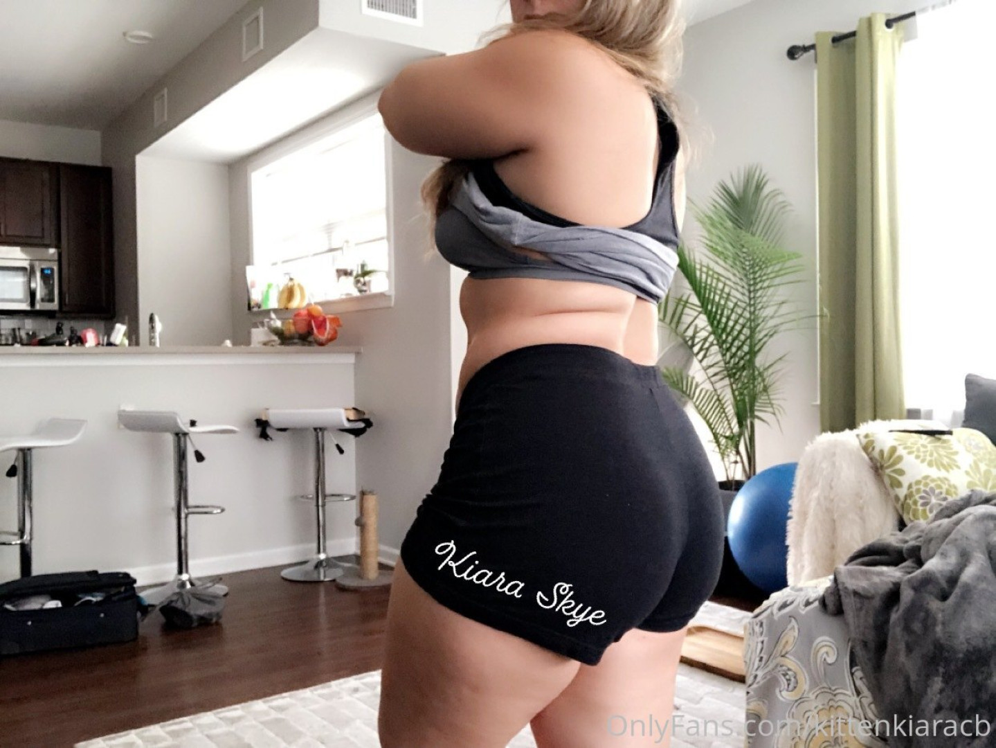 Photo by kiaraskye published on June 16,2023 21:36:15 - BestThots