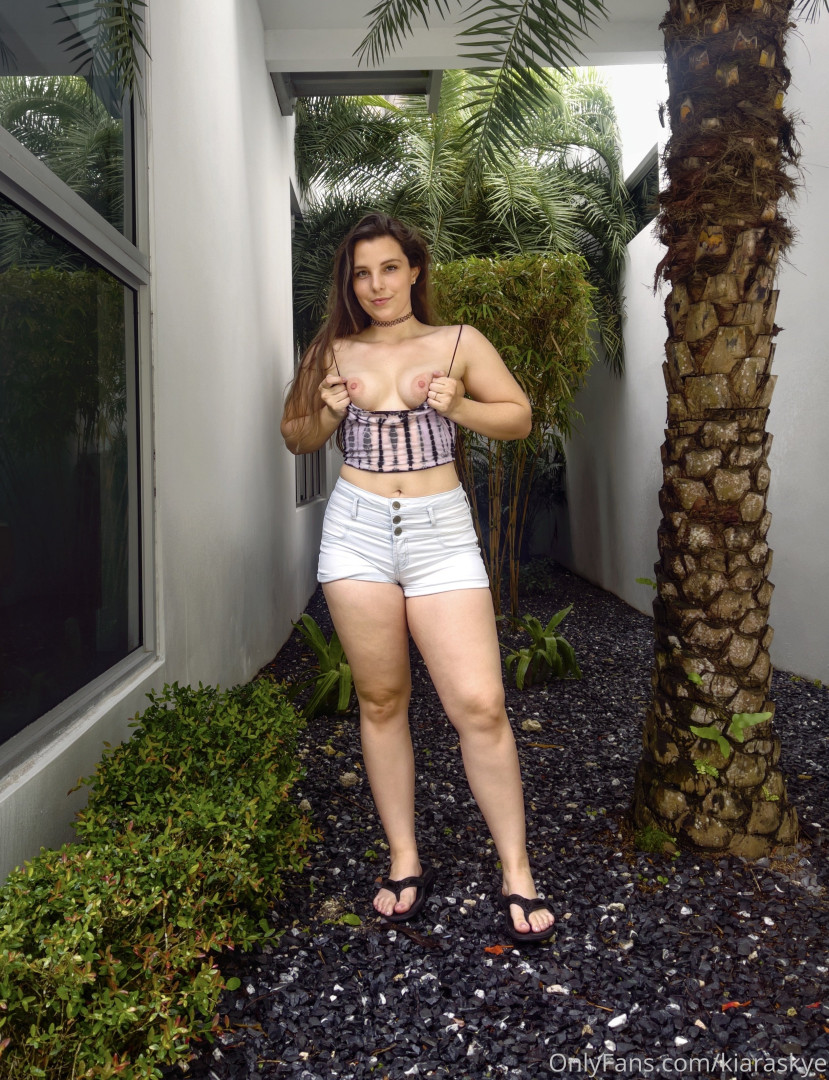 Photo by kiaraskye published on June 17,2023 01:36:36 - BestThots