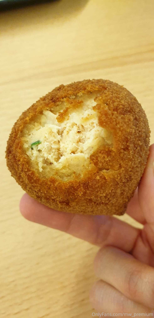 Photo by mw_vip published on October 16,2023 04:24:48 - BestThots